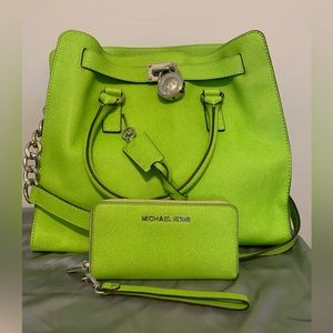 Michael Kors Hamilton Satchel & Wallet! - Pear Green - GUC